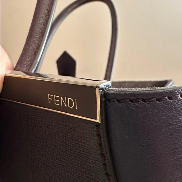 Fendi 2 Jours Plum Large Leather Tote Bag - Picture 17 of 17
